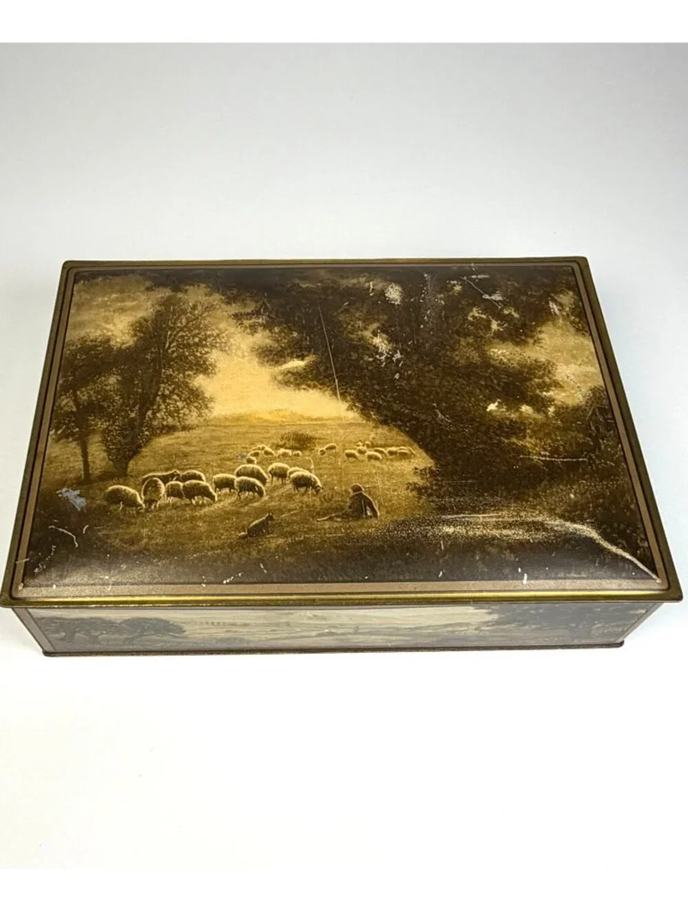 Vintage Uneeda Metal Biscuit Tin Storage Box NBC Hinged Lid Litho Sheep Scene